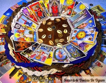 Consulta espiritual com Tarô e Búzios